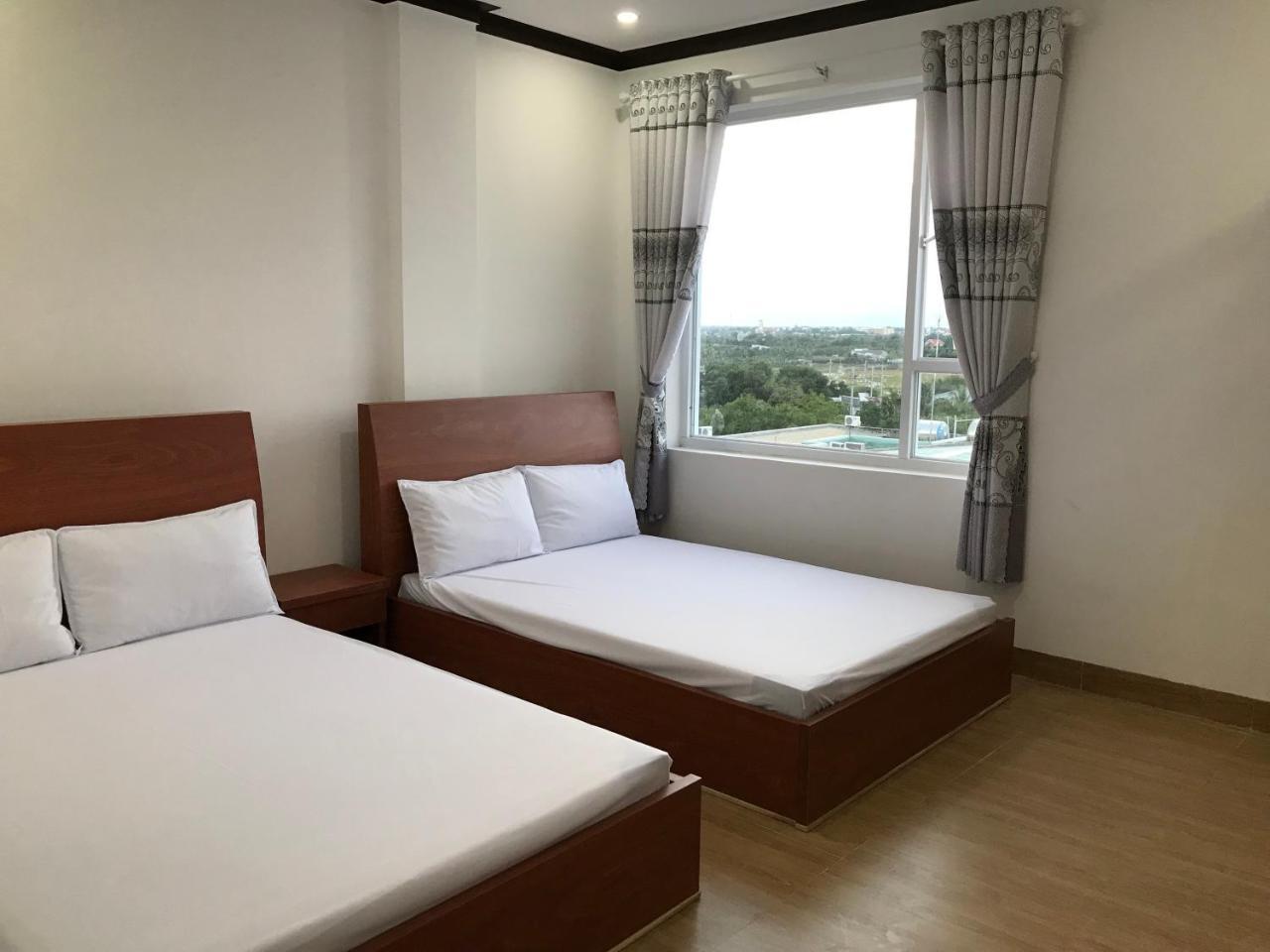 Hotel Hoang Dung Kinh Dinh Екстериор снимка