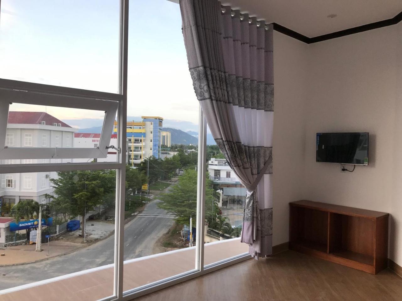 Hotel Hoang Dung Kinh Dinh Екстериор снимка