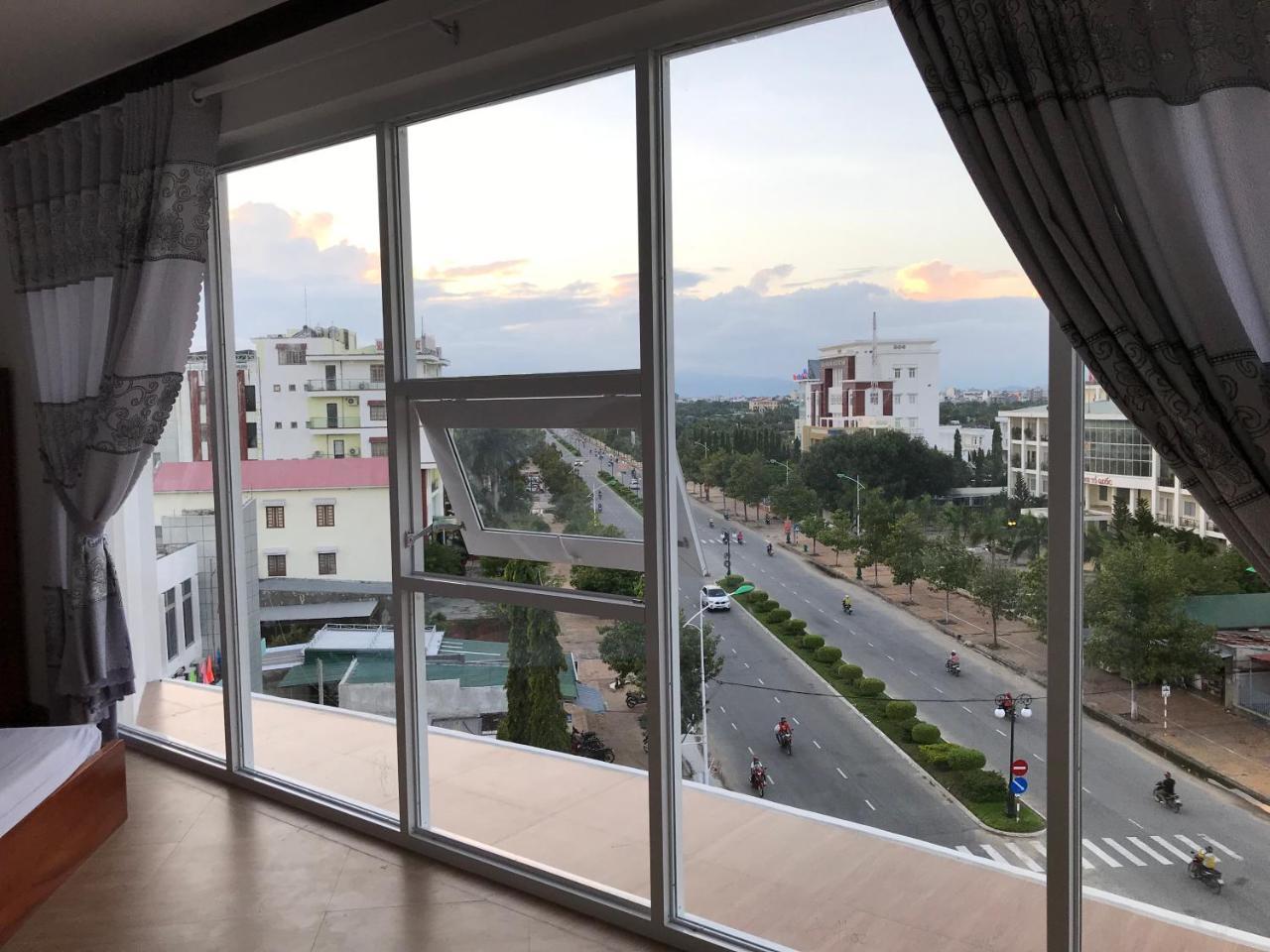 Hotel Hoang Dung Kinh Dinh Екстериор снимка