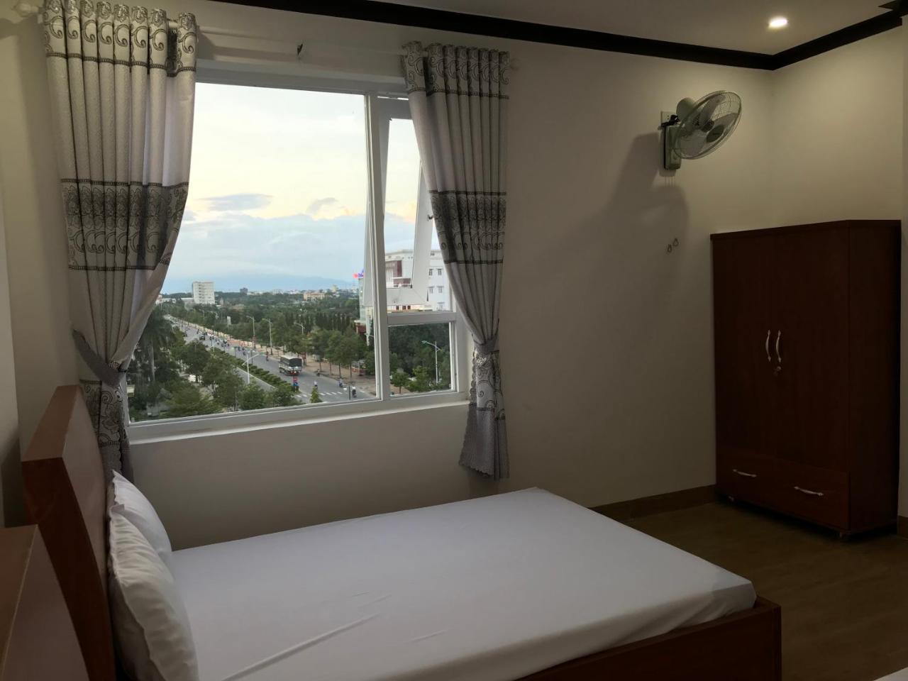 Hotel Hoang Dung Kinh Dinh Екстериор снимка