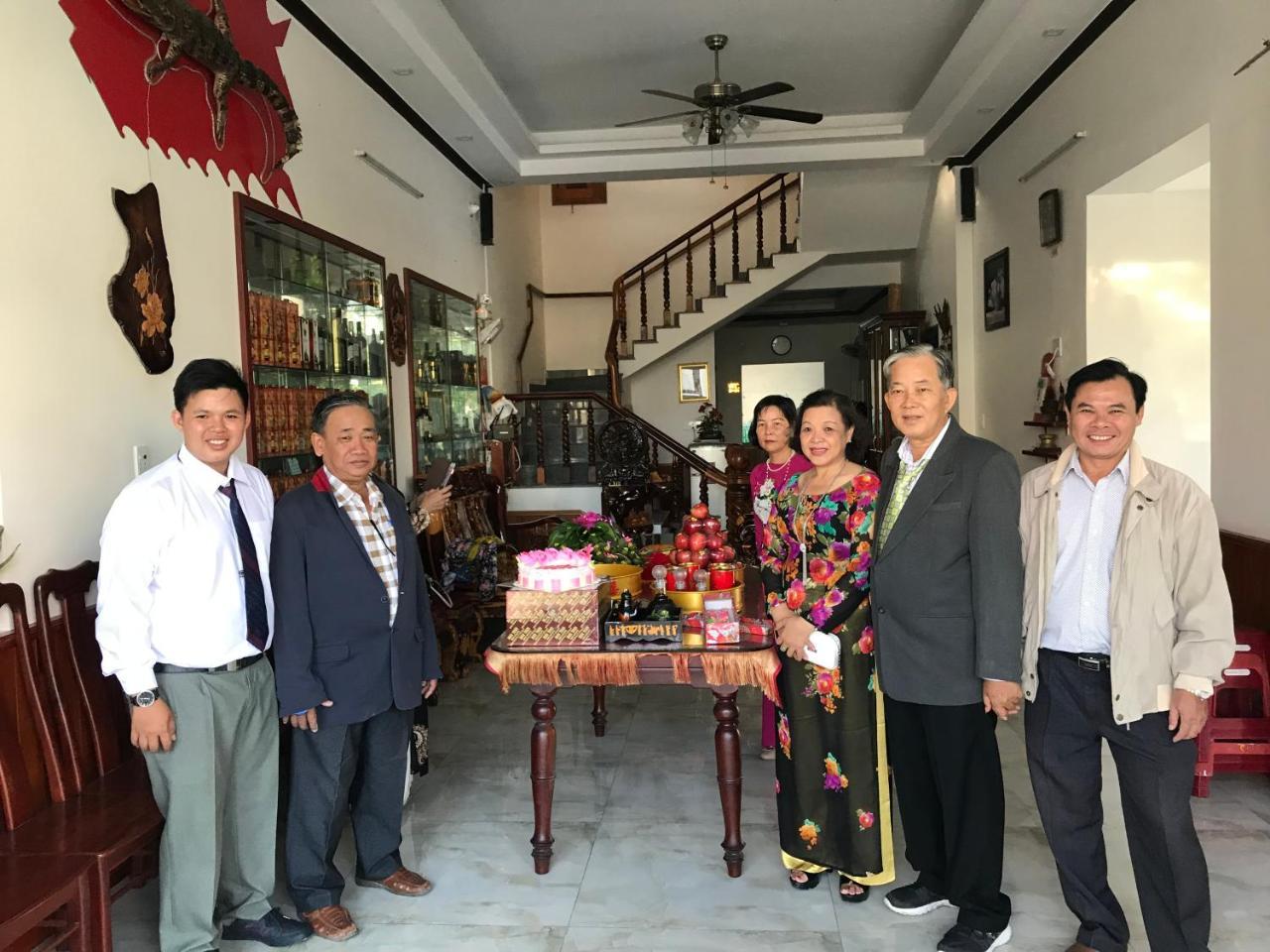 Hotel Hoang Dung Kinh Dinh Екстериор снимка